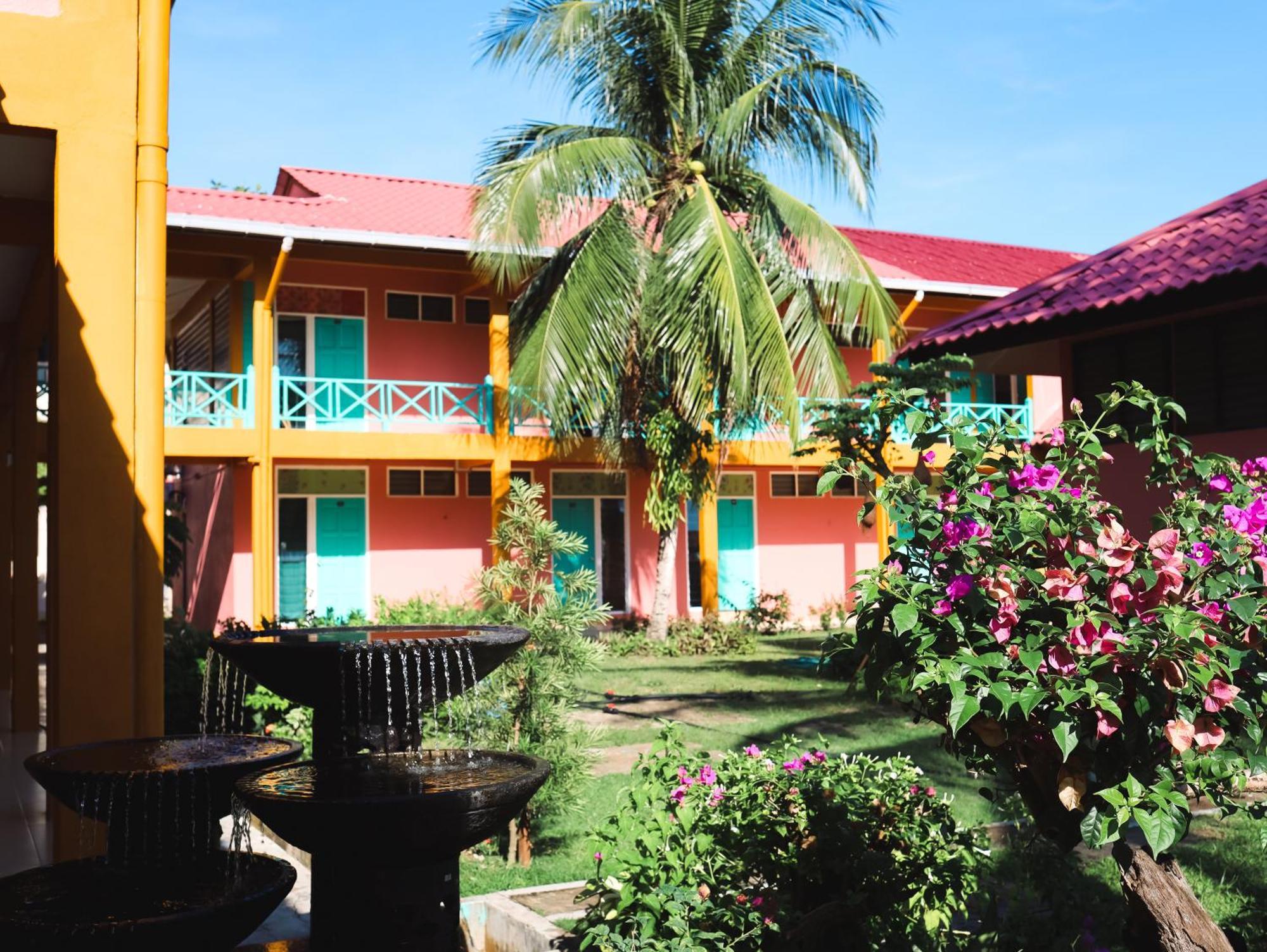 Papaya Resort Tioman island Exterior photo